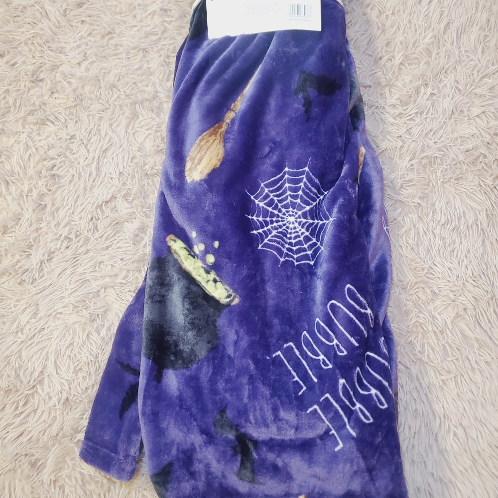 NEW Rae Dunn Halloween Witch Bubble Bubble Toil Trouble Plush Throw Blanket Bats - Picture 2 of 4